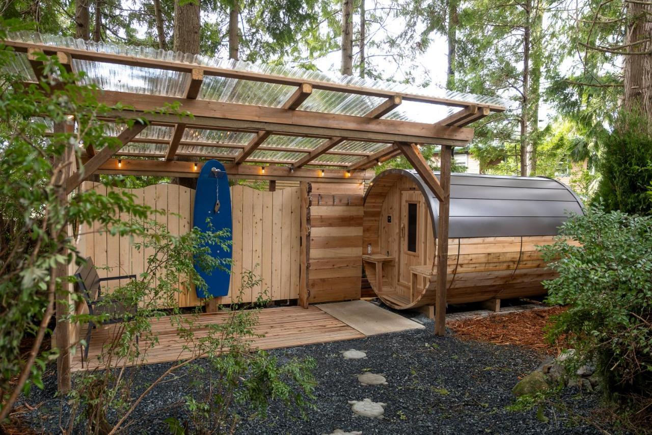 The Francis Boutique Inn Ucluelet Bagian luar foto