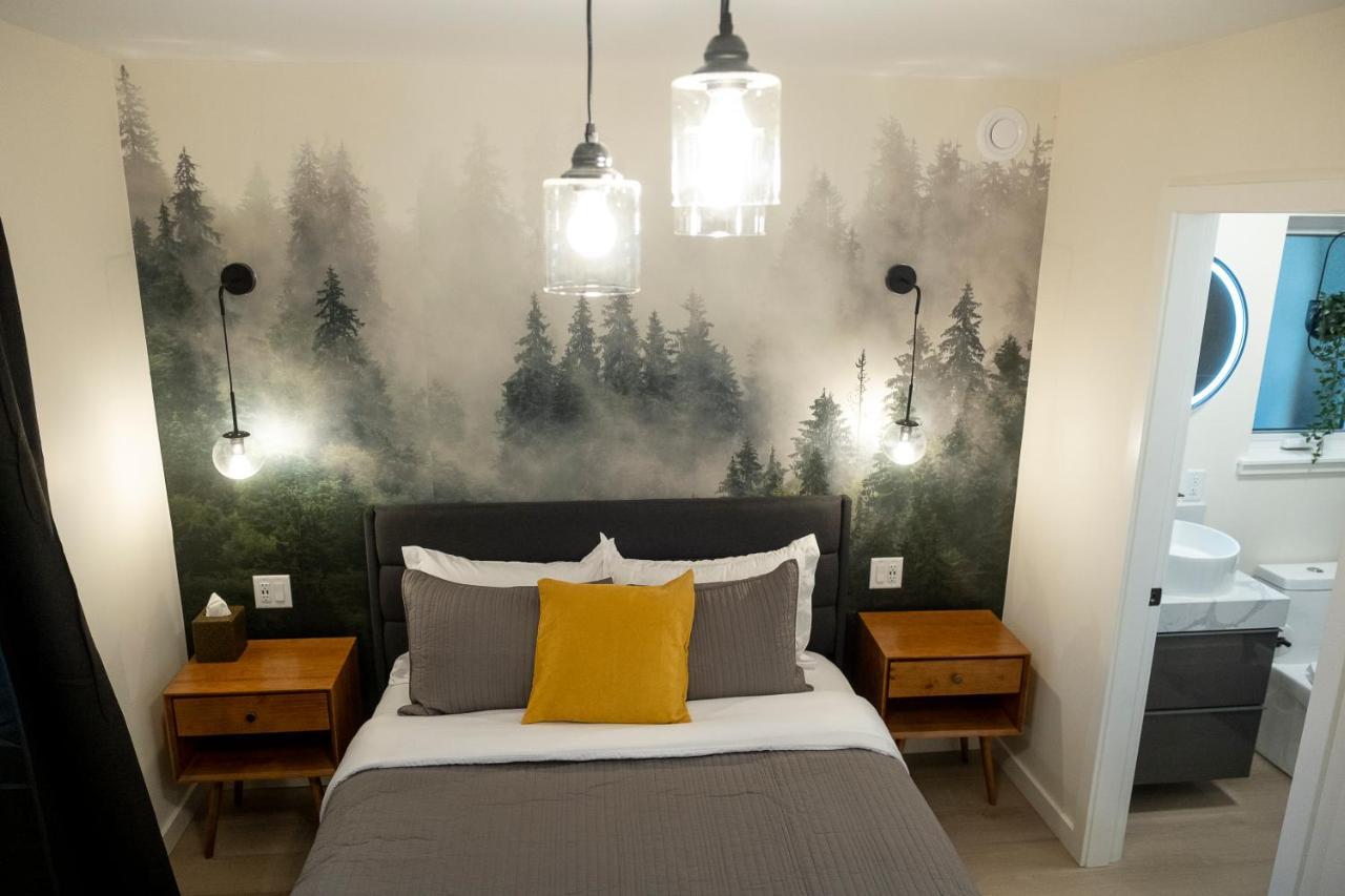 The Francis Boutique Inn Ucluelet Bagian luar foto