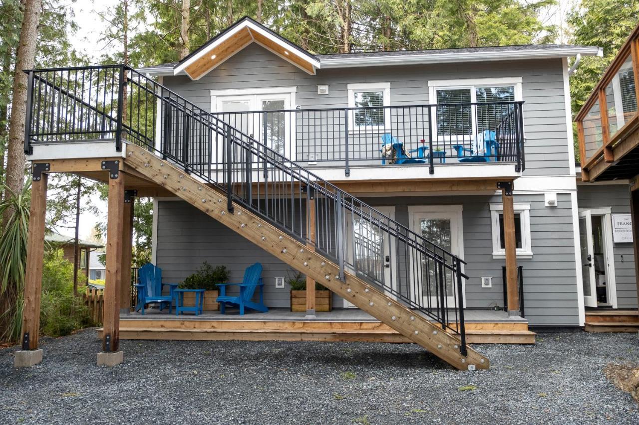 The Francis Boutique Inn Ucluelet Bagian luar foto