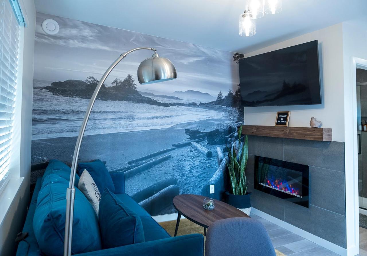 The Francis Boutique Inn Ucluelet Bagian luar foto