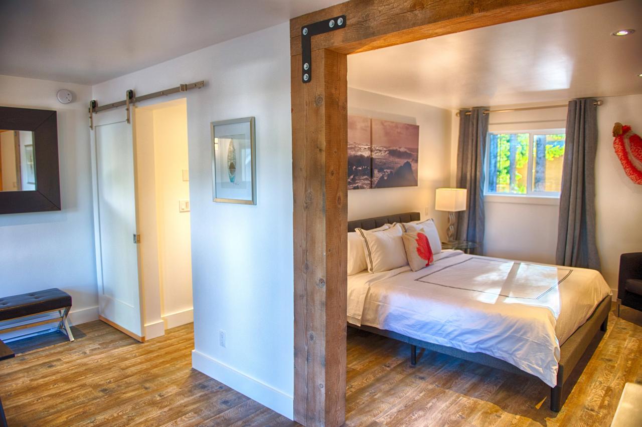 The Francis Boutique Inn Ucluelet Bagian luar foto